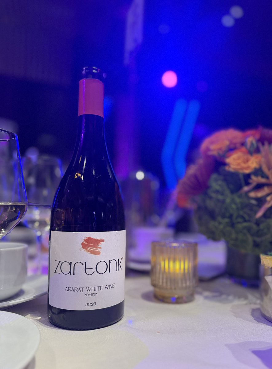 Tonight the guests at the Armenian American Museum banquet are enjoying Zartonk Wines from Armenia. 

Drink the Renaissance!

#armenianamericanmuseum #winesofarmenia #drinktherenaissance #zartonkwines #StepanBaghdassarian #alwaysdrinkthegoodstuff <a href="/WofArmeniaUSA/">WinesofArmenia.com</a>