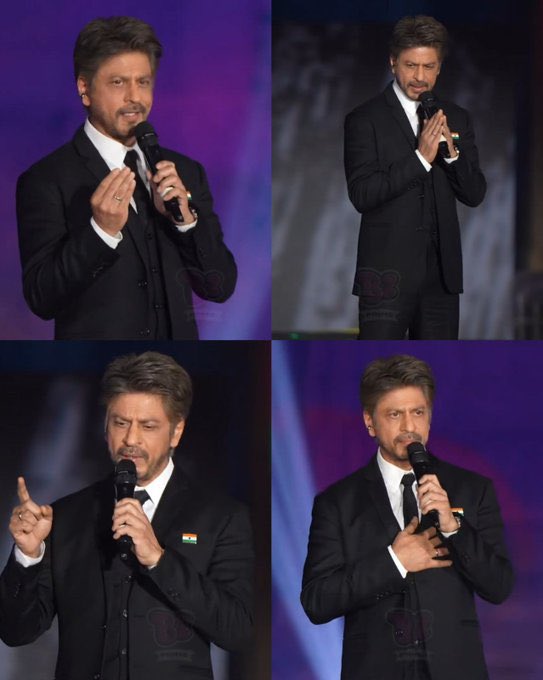 Shah Rukh Khan Pays Heartfelt Tribute To 26/11, Pahalgam Attack And Delhi Blast Victims At Global Peace Honours 2025; WATCH VIDEO Of His Heartfelt Speech!

Read here: boxofficeworldwide.com/movies-latest-…

#srk 
#shahrukhkhan 
#shahrukh 
<a href="/iamsrk/">Shah Rukh Khan</a>