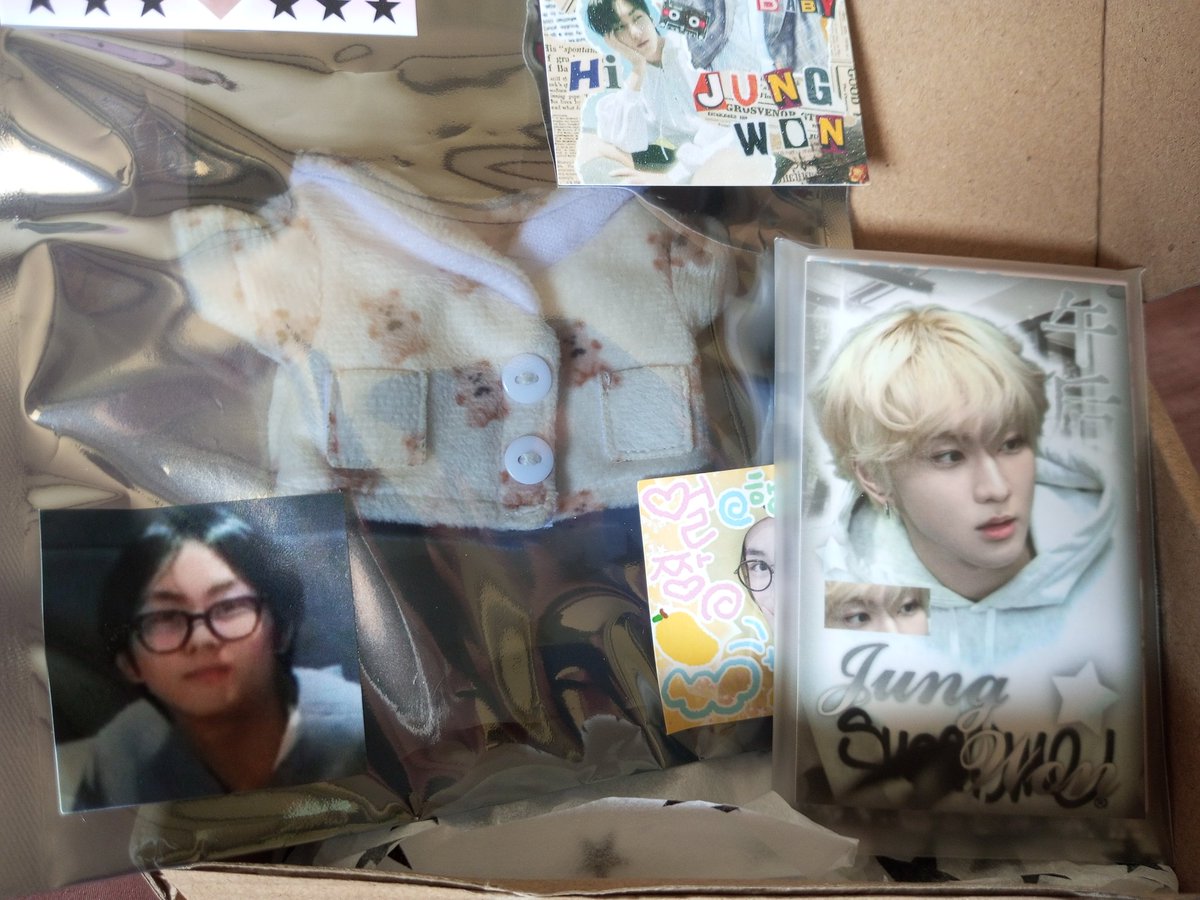 strwberaee's tweet photo. ˗ˏˋ ꒰ ✉︎ ꒱ ˎˊ˗ #strwbrmails | @pocketzzsn ᥫ᭡
hiii!! received jw bear pjs, thank u sm po mx for packing it safely and sa cutie freebies as alwayss 🥹💗
#taegijinproofs https://t.co/lyDkmfCuyz