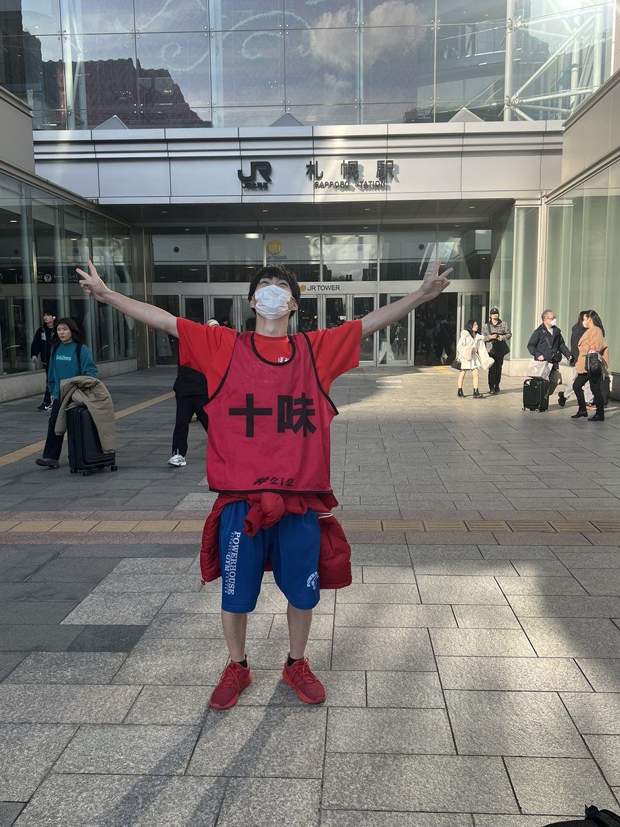 tak__212's tweet image. コイツ札幌でもこの格好だよ、、、
北海道舐めてても全然余裕
#十味