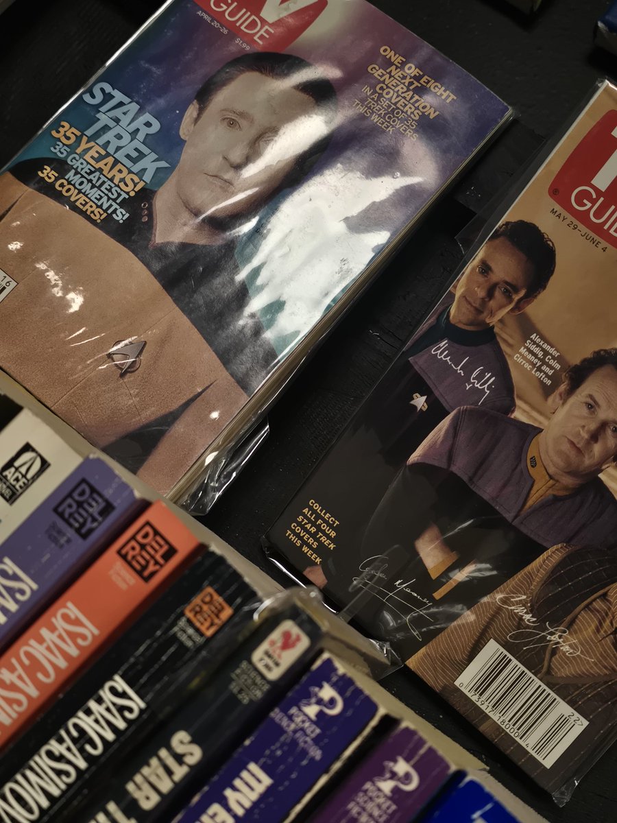 thescificenter's tweet image. Getting that Trek section ready for the  holidays , keep room in those stockings for your Trek Geek!! #startreklasvegas #startrek #Spock #deepspacenine #ds9 #ussenterprise #jamestkirk #getyourgeekagift #thescifcenter