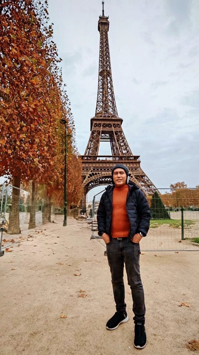 AbangOmar's tweet image. #eiffeltower #paris #France #holiday #europe