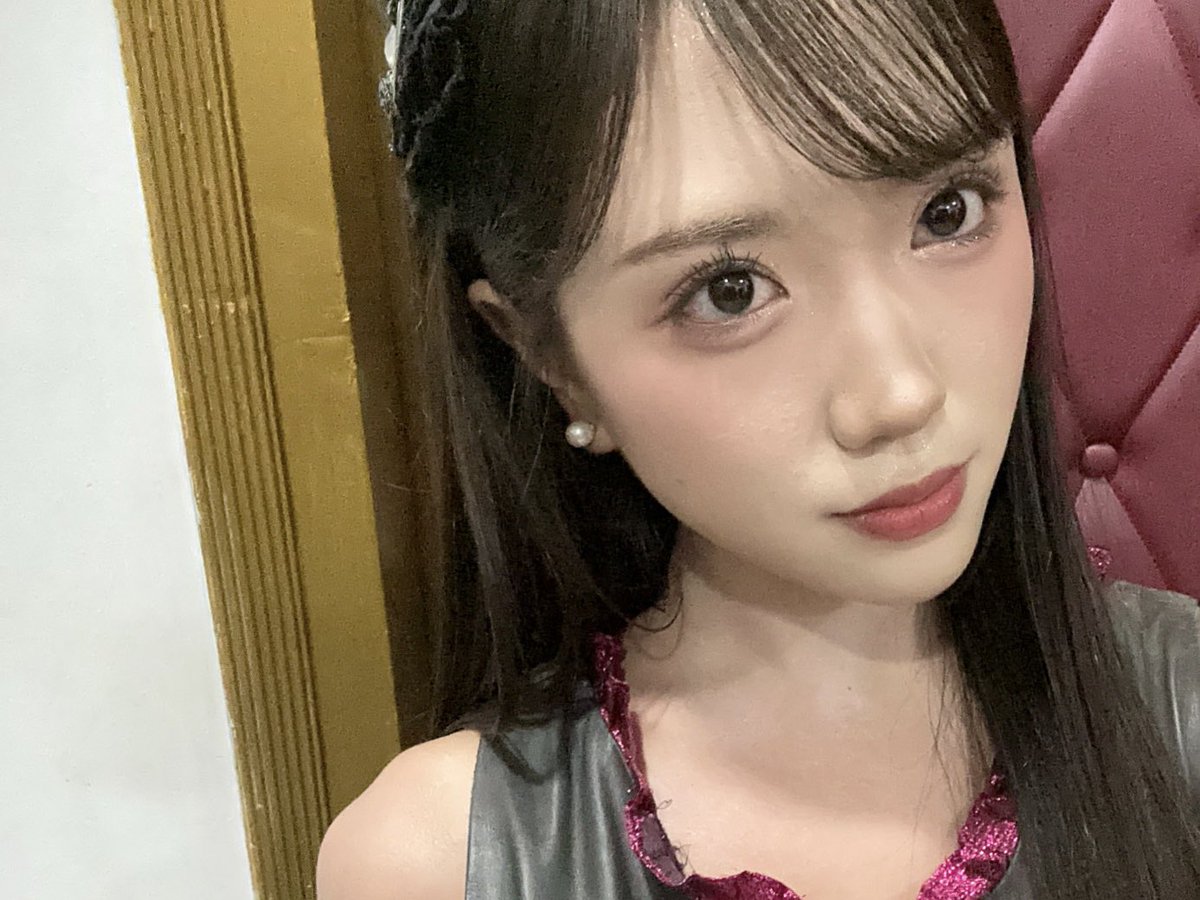 Gracie_JKT48's tweet image. Terimakasih banyak untuk show kemarinnn, mohon dukungan &amp;amp; bantuannya selaluu🫶🏻