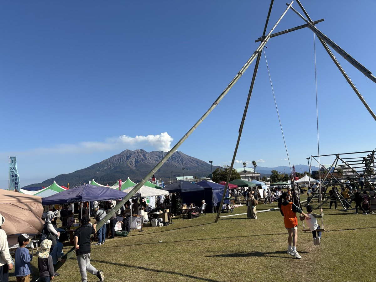 kenkokazoku02's tweet image. 絶賛開催中！✨

ウォーターフロントパークにて「オーガニックフェスタかごしま」に出店してます！

有機にんにくの掴み取りも500円！！

来てくれたらなんかサービスするニン🥹

#オーガニックフェスタかごしま
#ウォーターフロントパーク
#健康家族
#子どもたちも大満足
#暑すぎる笑