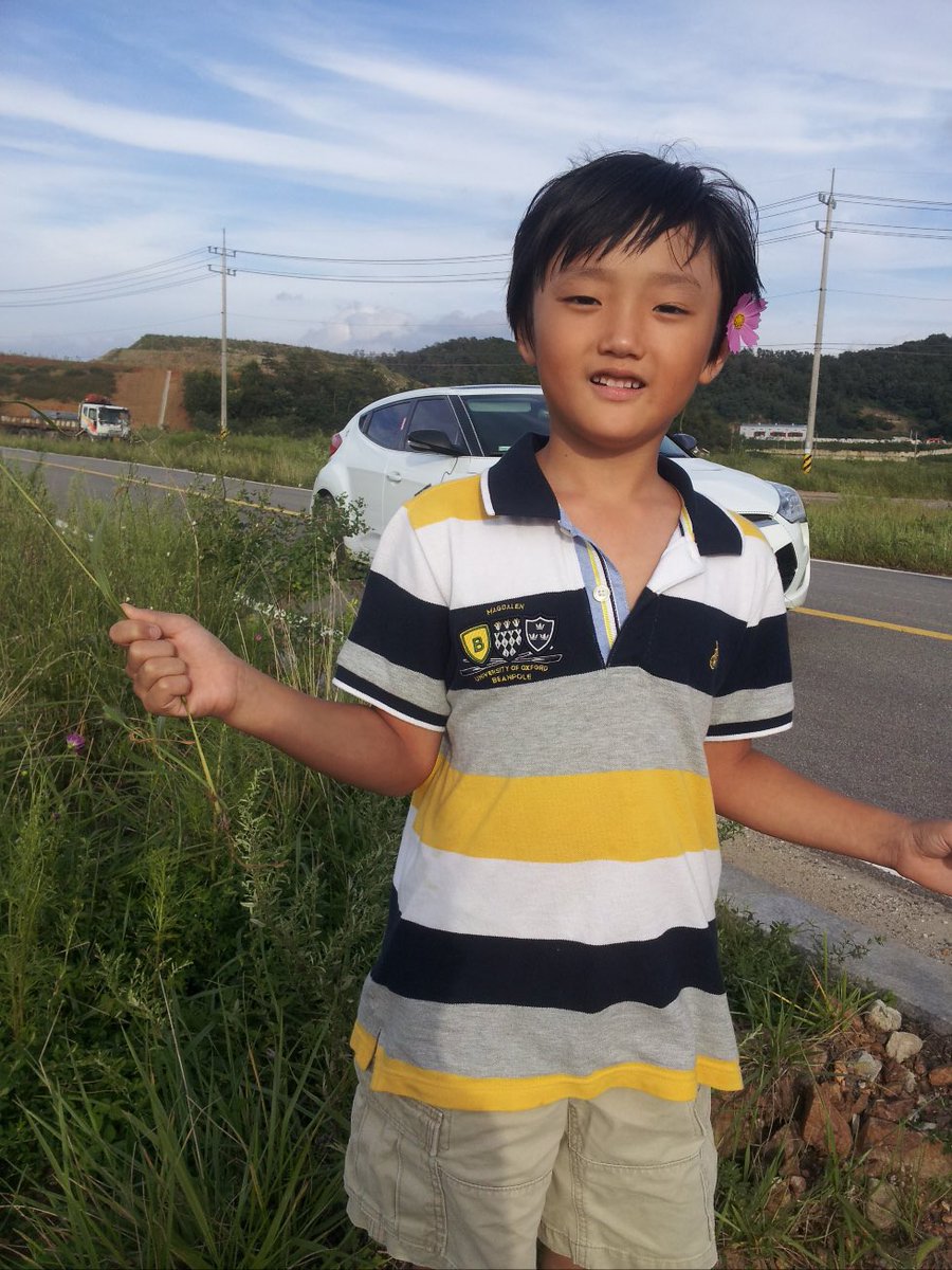 Peyz_jw's tweet photo. 저는이사진이커염더라구요 https://t.co/NejrO9mhQT