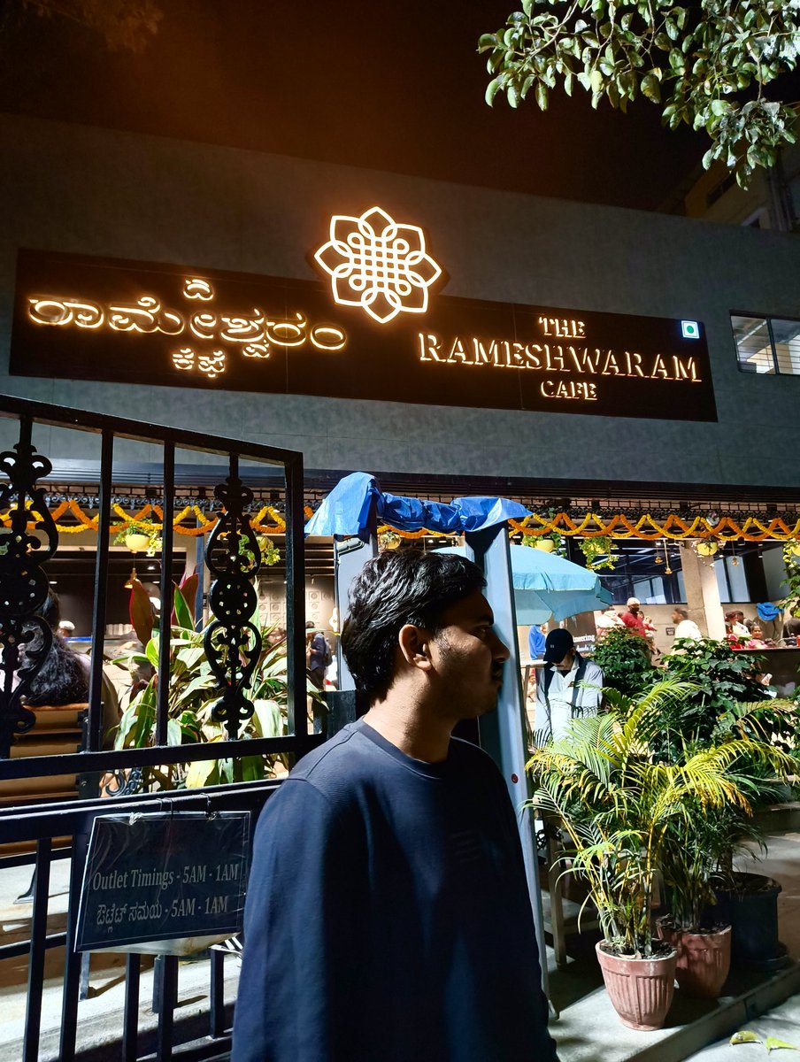 rajeev9060's tweet photo. Hey @grok . Explain about the Business strategy of the Rameshwaram Cafe https://t.co/KG6jqwrWPZ