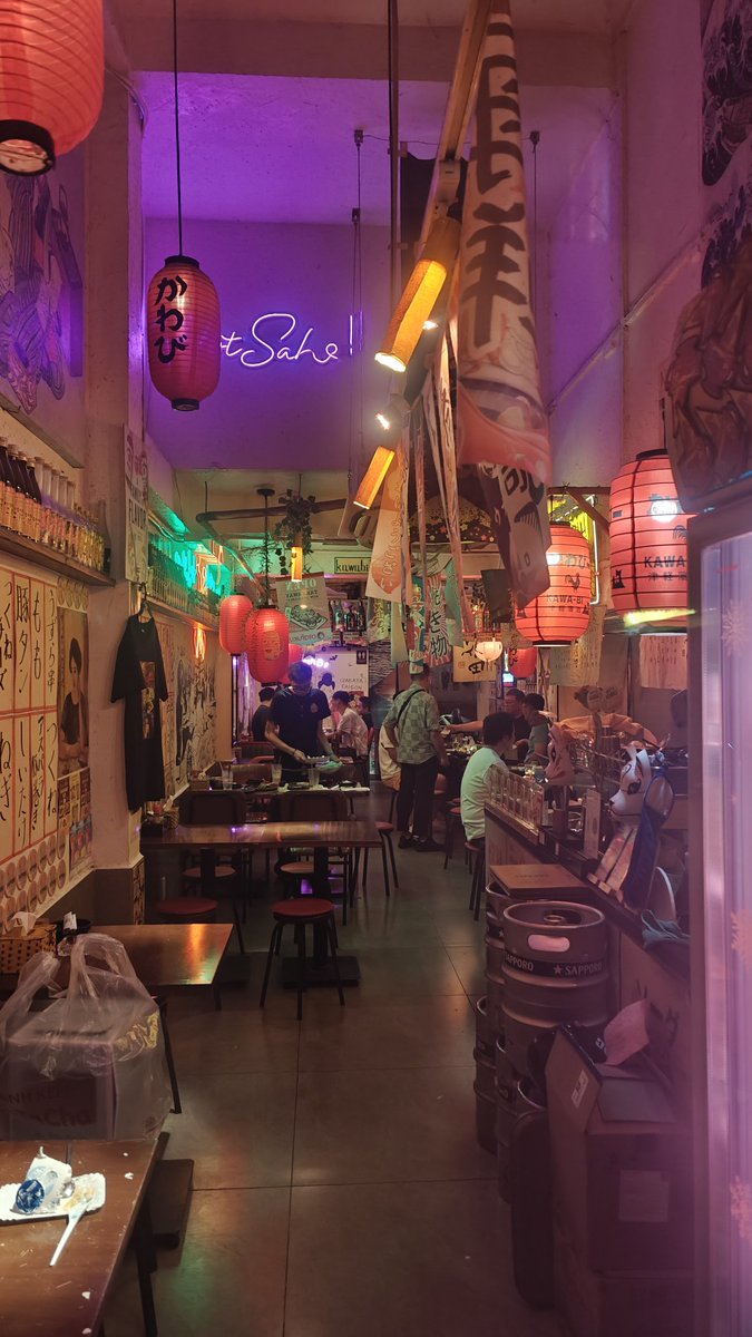 mediocreDevops's tweet image. One of the most coolest spots in ho chi Minh city📍