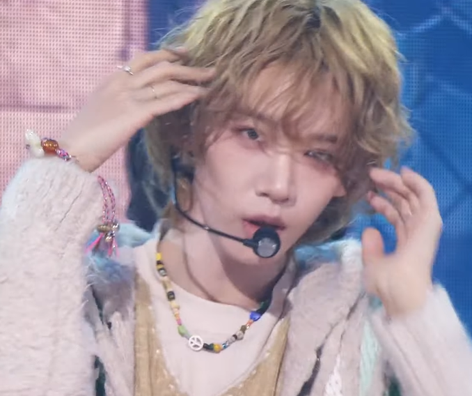 kyforahof's tweet image. Zhangshu on their Pinocchio&apos;s last promotion. He is so unreal.