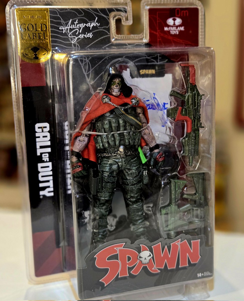 TheSpawnHunter's tweet image. Spawn Call of Duty Burnt Spawn - Autograph Edition arrived today. Thank you @mcfarlanetoys! Amazing figure. #Spawn #SpawnHunter #SpawnHunterCollection