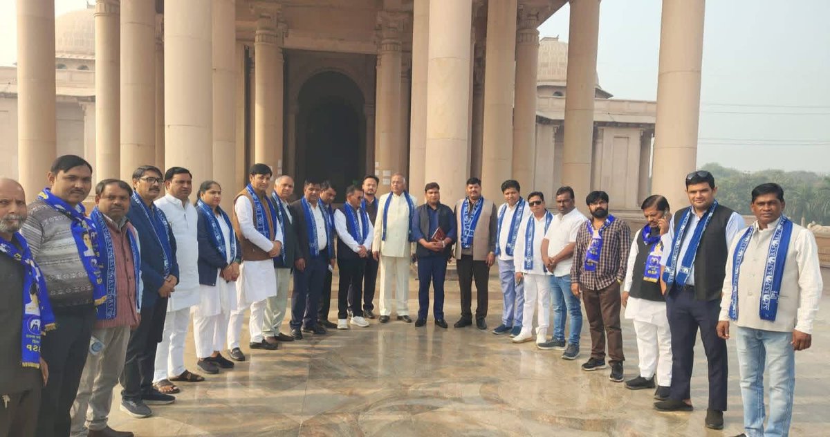 RajkumarSoorya3's tweet image. आज फिर एक बार गौतम बुद्ध नगर (नोएडा) में दलित प्रेरणा स्थल पर बसपा पदाधिकारियों ने निरीक्षण कर कार्यक्रम की तैयारियों का जायजा लिया। 

सीधी सी बात है 6 दिसंबर को बाबा साहब जी के महापरिनिर्वाण दिवस पर पश्चिमी उत्तर प्रदेश के के साथ साथ दिल्ली हरियाणा के काफ़ी संख्या में लोग रहेंगे