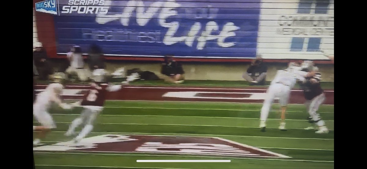 Sidelines - Montana tweet media