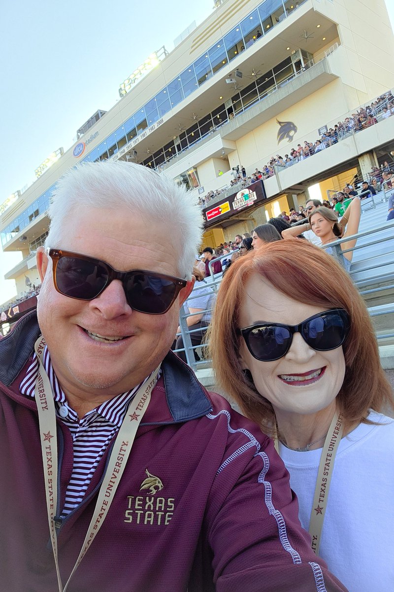 TimSoefje's tweet image. Thank you for a great day at @txst! Never waiver. Until the whole world knows our name. #TexasStateFootball @TXSTATEFOOTBALL @pac12 #PAC12 @kdamp
