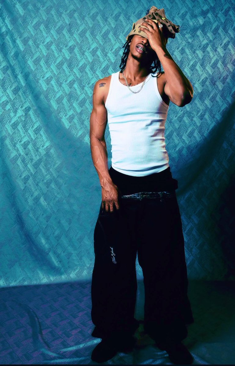 ꪜꪮꪀ • ᛕꪗ᥅ꫀꫀ 🧬 tweet media