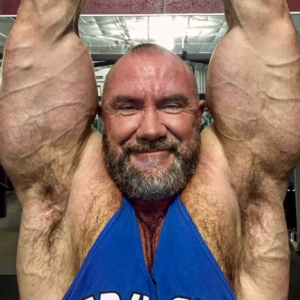 ThorLawyer's tweet image. need a bara artist to draw marvel rivals thor like this please.