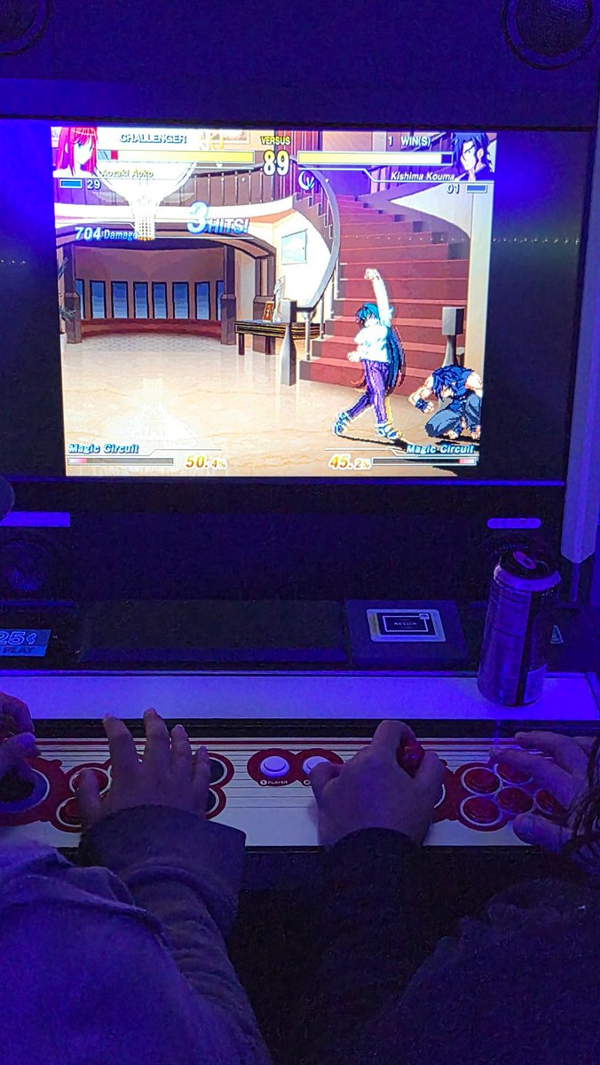 DarylBunao's tweet image. It&apos;s been a week and the locals have learned enough MBAC to the point where I can start showing them the grimy tech.

I showed them bara-cancel with Ciel and Kouma and blew their minds.