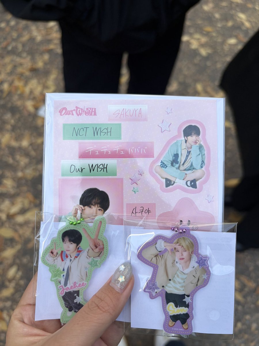 obogichan's tweet photo. NCT WISH INTO THE WISH : Our NCTWISH ウィシ うぃし 交換 譲渡 グッズ ランダムトイ ラントイ

譲　シオン　ジェヒ　サクヤ

求　ユウシ うちわアクセ、スフォトカードスリーブ、ミニアクキー
(星、ステッカー以外)

本日、大阪会場で交換可能です
お気軽にお声掛けお願いします！ https://t.co/Jwf0DazTyc