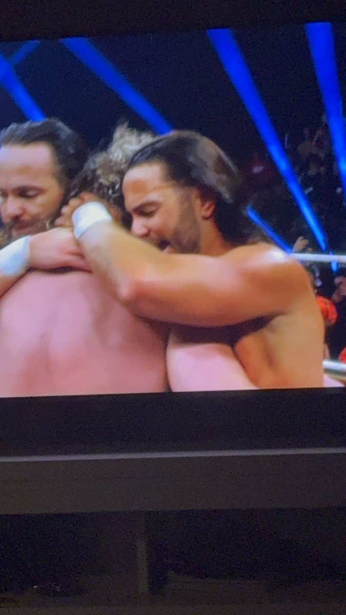 devilsskye's tweet photo. my entire heart. ❤️ @youngbucks @KennyOmegamanX #AEWFullGear https://t.co/rUOExIyusD
