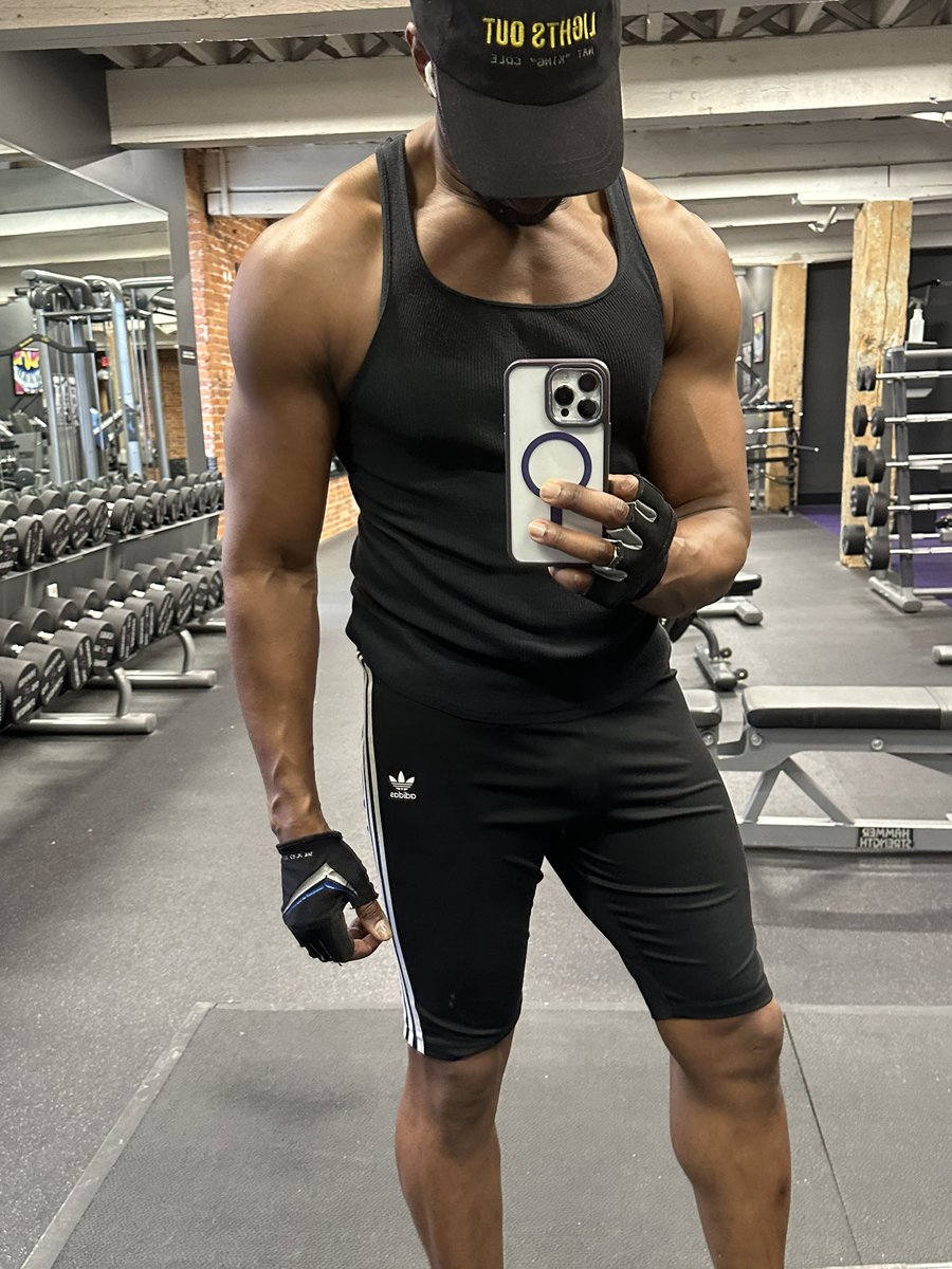 Anthony Wayne tweet media