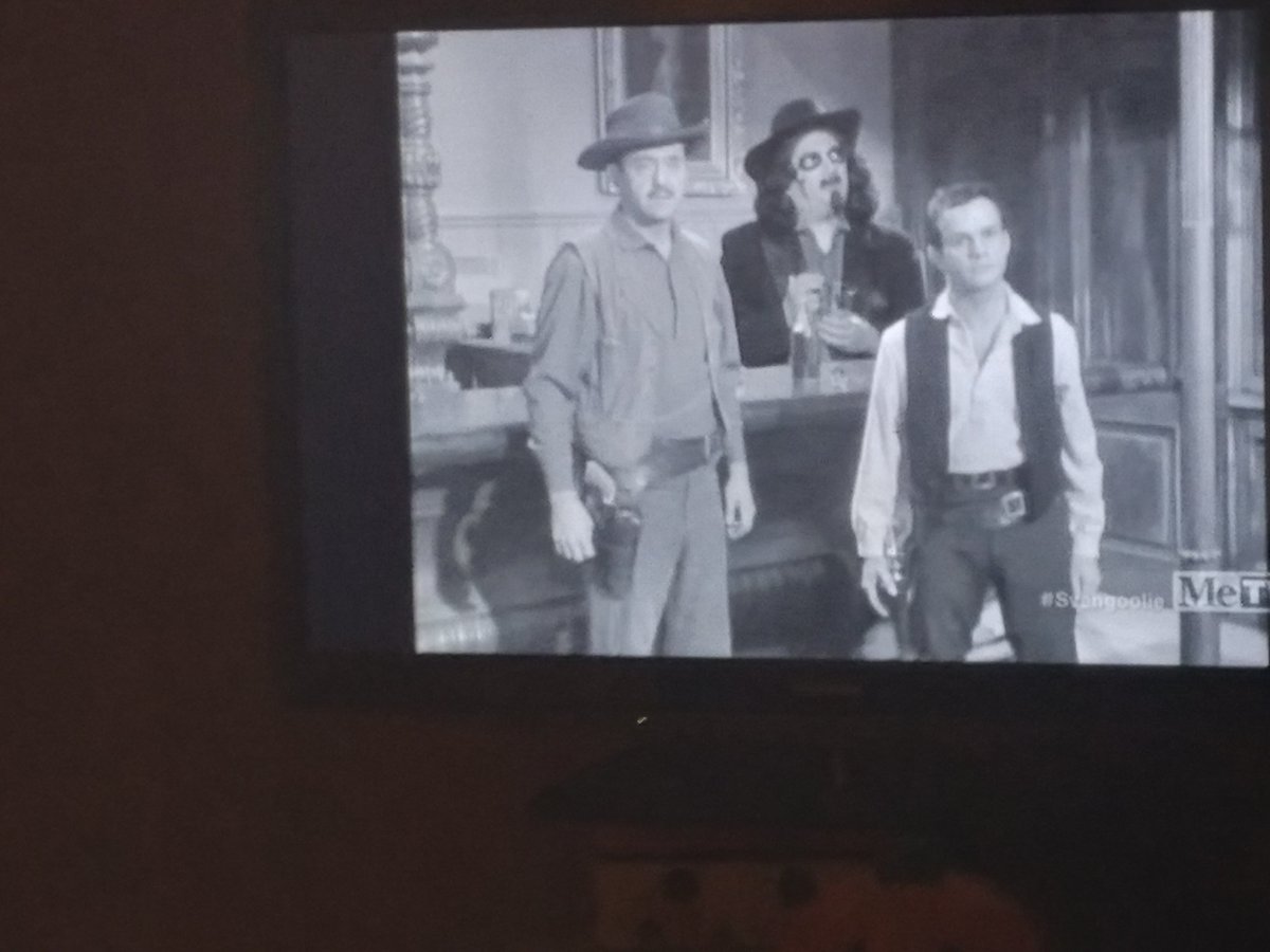 Bellatrixblood's tweet image. #curseoftheundead on #Svengoolie keeping the 🍿 flowing. #svenpals #svensquad #horror