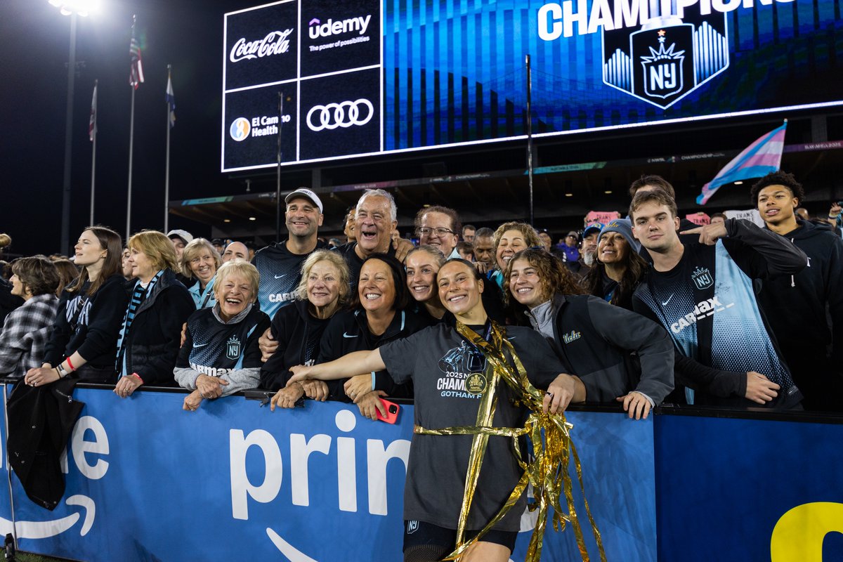 NWSL's tweet photo. ROTY ➡️ NWSL Champion

What a year for Lilly Reale 👏 https://t.co/dY1BAOVW9b