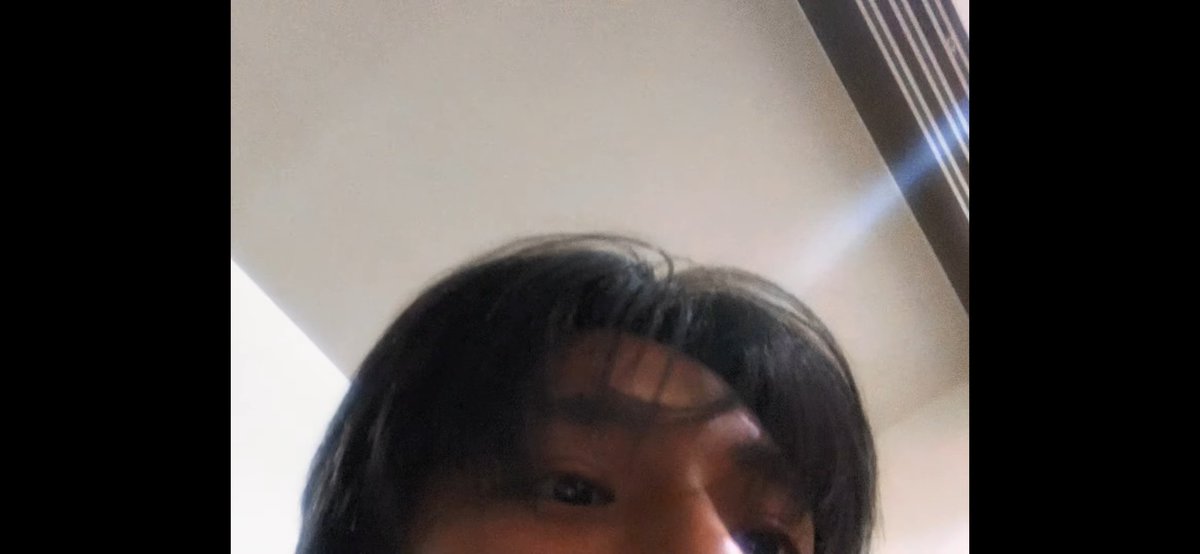 이렇게 영상미 잇는 브이로그 올려줄 줄 몰랏어... 진짜 자기만의 감성 가득임....

🔗youtu.be/J2oYgyPU96k?si…

#홍쯔하오 #洪子皓 #HongZihHao #ホンズハオ