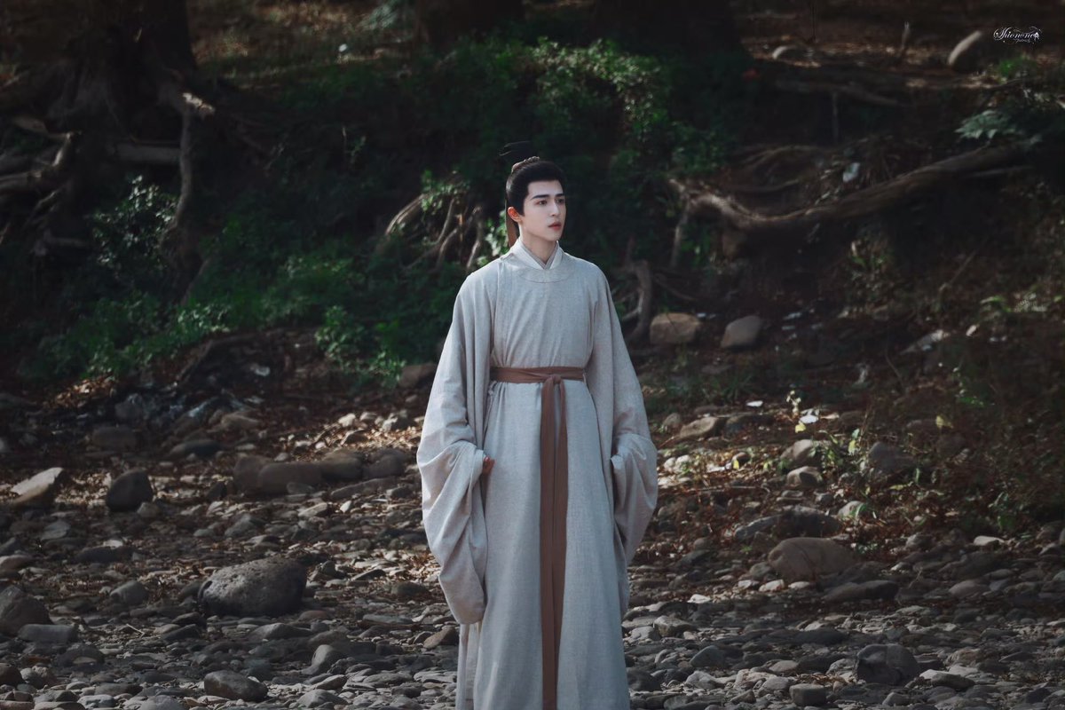 godzilla__1's tweet image. ไม่แปลกใจที่คนนอกเขาฮือฮา เขาไม่ได้มีฟิลเตอร์แบบเราอ่าา คือการที่เด็กไทยคนหนึ่งได้รับโอกาสใหม่แบบนี้มันเป็นเรื่องดีส่วนหนึ่ง แต่ปฏิเสธไม่ได้ว่าแค่มองแพทก็รู้ว่านี้คือจุดเริ่มต้นในอนาคตที่ยาวไกล แค่หน้าตารูปลักษณ์ก็ไม่มีใครเถียงได้ว่าฮีไปต่อไม่ได้ ภาพมันฟ้องว่าอนาคตพระเอกมาแน่