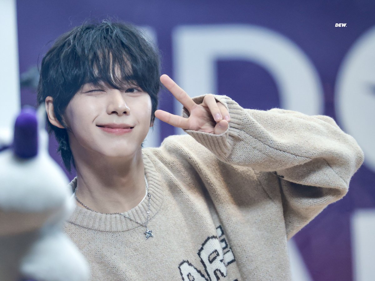 Dew_JEONGWOO's tweet image. 251118 아돌라 #서정우

#AHOF #아홉 #JEONGWOO