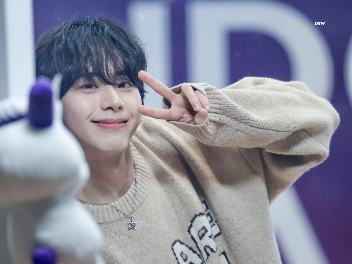 Dew_JEONGWOO's tweet image. 251118 아돌라 #서정우

#AHOF #아홉 #JEONGWOO