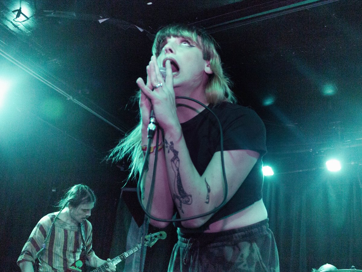 splitmaude's tweet image. Idek dude you tell me 😭