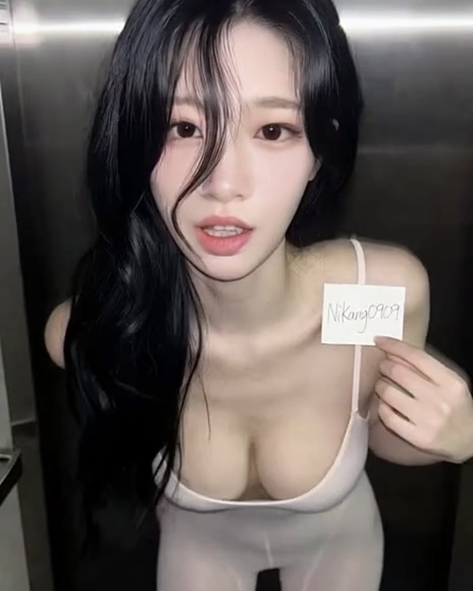 NiKang0909's tweet photo. 엘베 https://t.co/VGP4PIWcGE