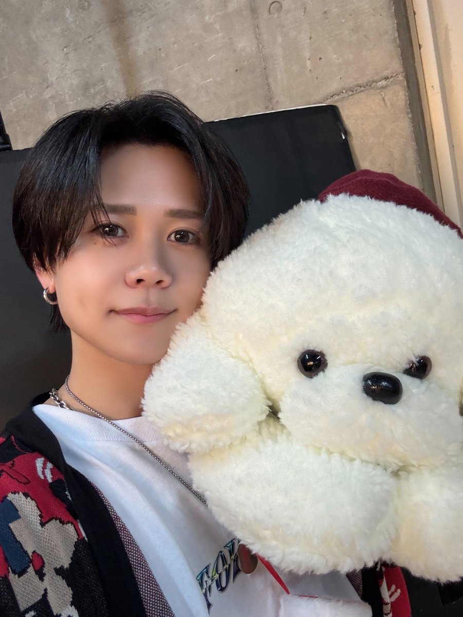 [📸] #チームINIandMINI

FROM：#藤牧京介
"THE WINTER MAGIC"
沢山盛り上げてくれてありがとう！

改めて、MINIがいてくれるからINIがあります！

支えてもらってばっかりですが僕たちもまだまだ頑張るのでこれからも一緒に歩んで行きましょう！

━━━━━━━━━━━━━━━━
#INI WINTER