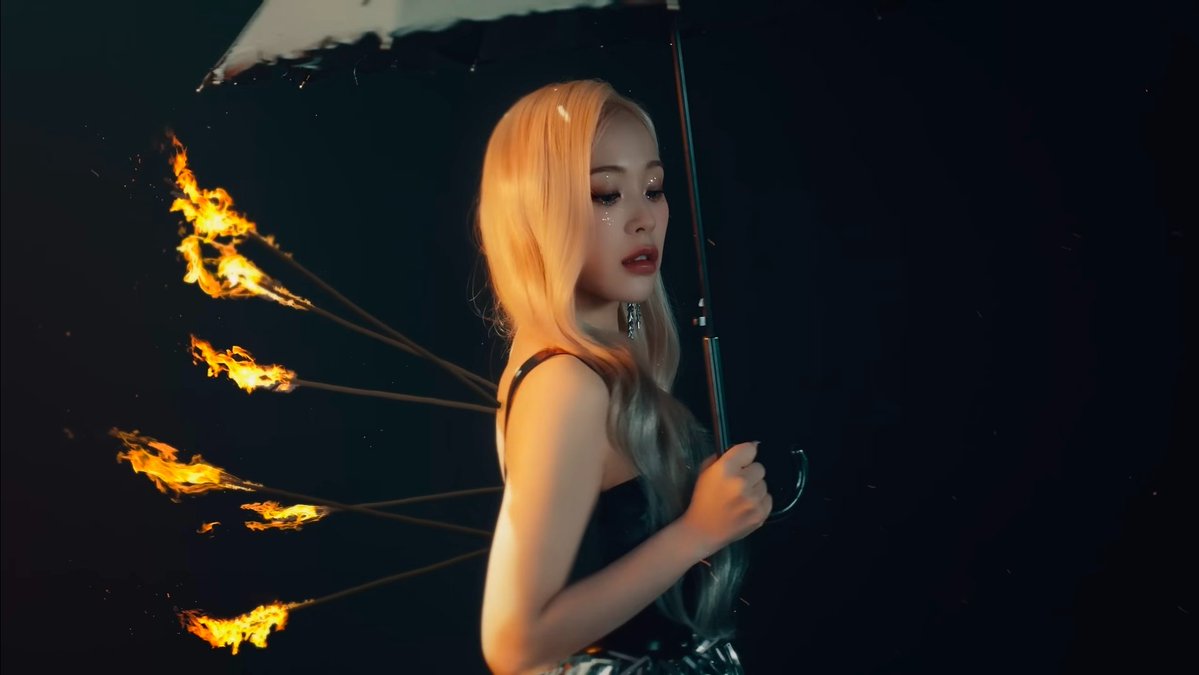 musellanea's tweet photo. The Union of Umbrellas ☂️

#Dreamcatcher #드림캐쳐 #TheKingDom #더킹덤 #TKD https://t.co/eW6qsWCRQZ