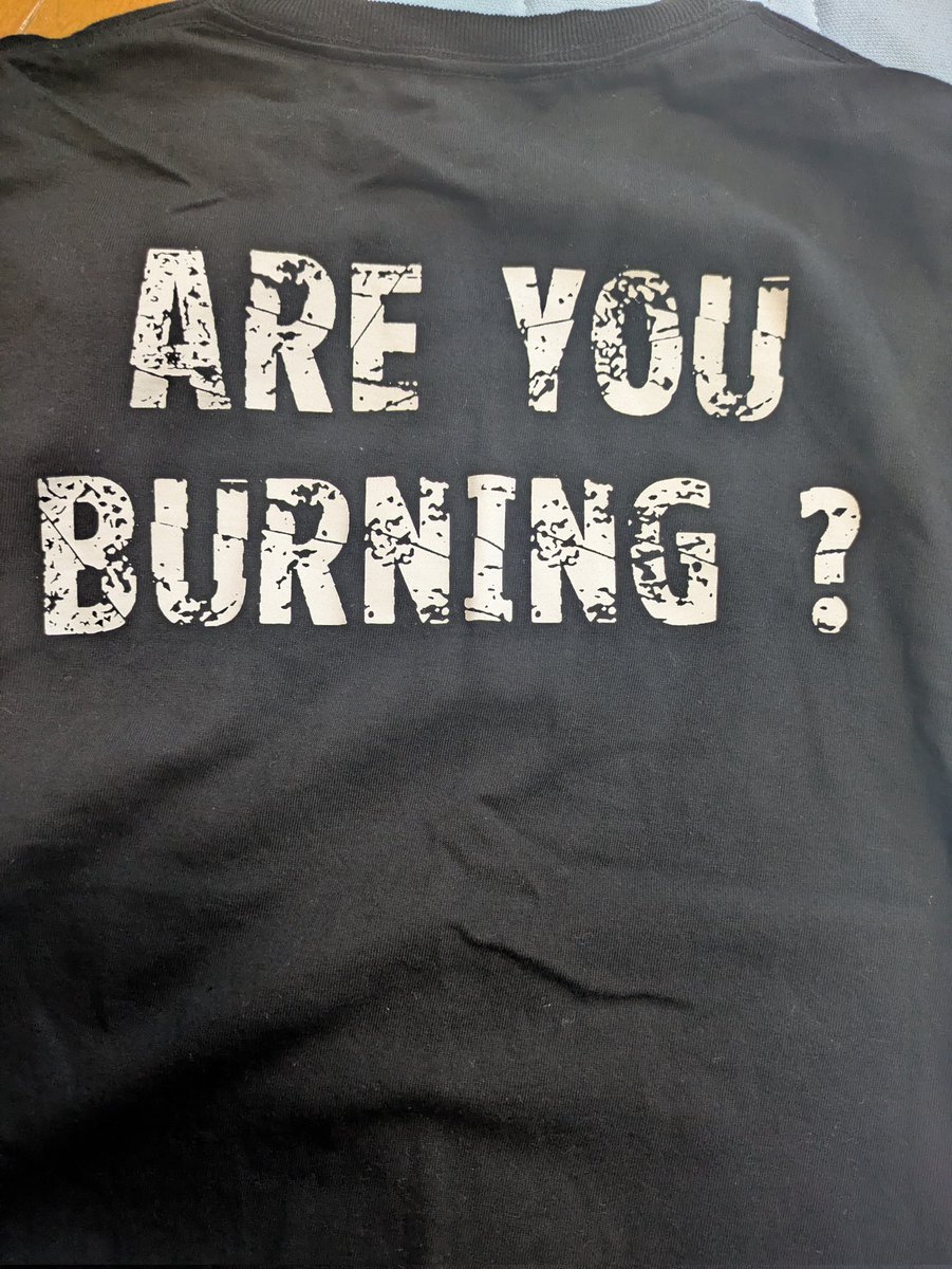 Wg9AOBfa64ugKpb's tweet photo. 今夜はBurning🤘🔥
長野でBurning🤘🔥🤘
年2回のお楽しみ
お帰りなさい長野へw!
…そう言えば
今年もアントン画伯のスケジュール帳あるだろうか?🤔
使い勝手抜群👍
#AREDREDS https://t.co/CZWB8bU9V9