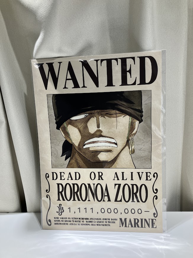 再入荷】 海軍発行公式手配書 ゾロ/ブルック/ゴール・D・ロジャー 各