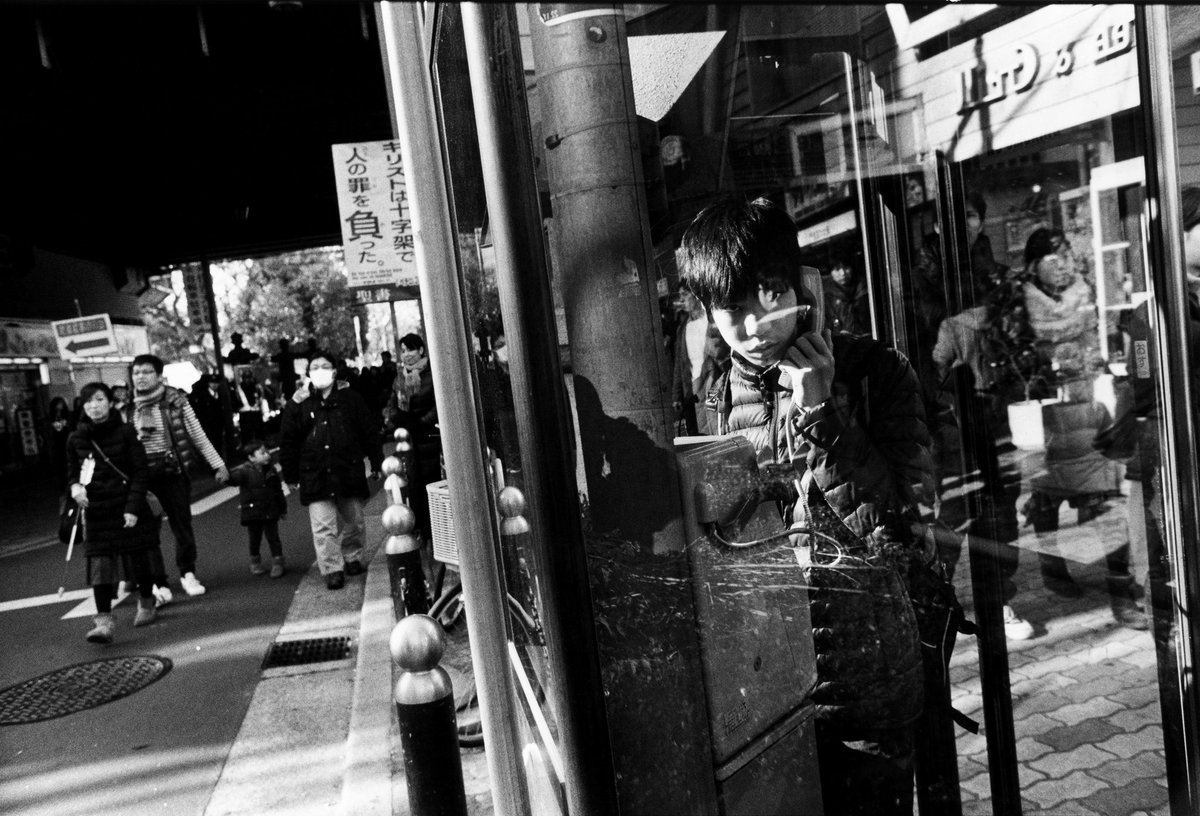 aqutaphoto's tweet image. 山田省吾 Shogo Yamada 「世間　Plane of Existence」
12月6日(土)～12月28日(日)　12:00-19:00（水木休）ワンドリンク制

12月13日(土) 17:00~　山田省吾トークイベント　要予約1000円
ご予約はこちらから
passmarket.yahoo.co.jp/event/show/det…