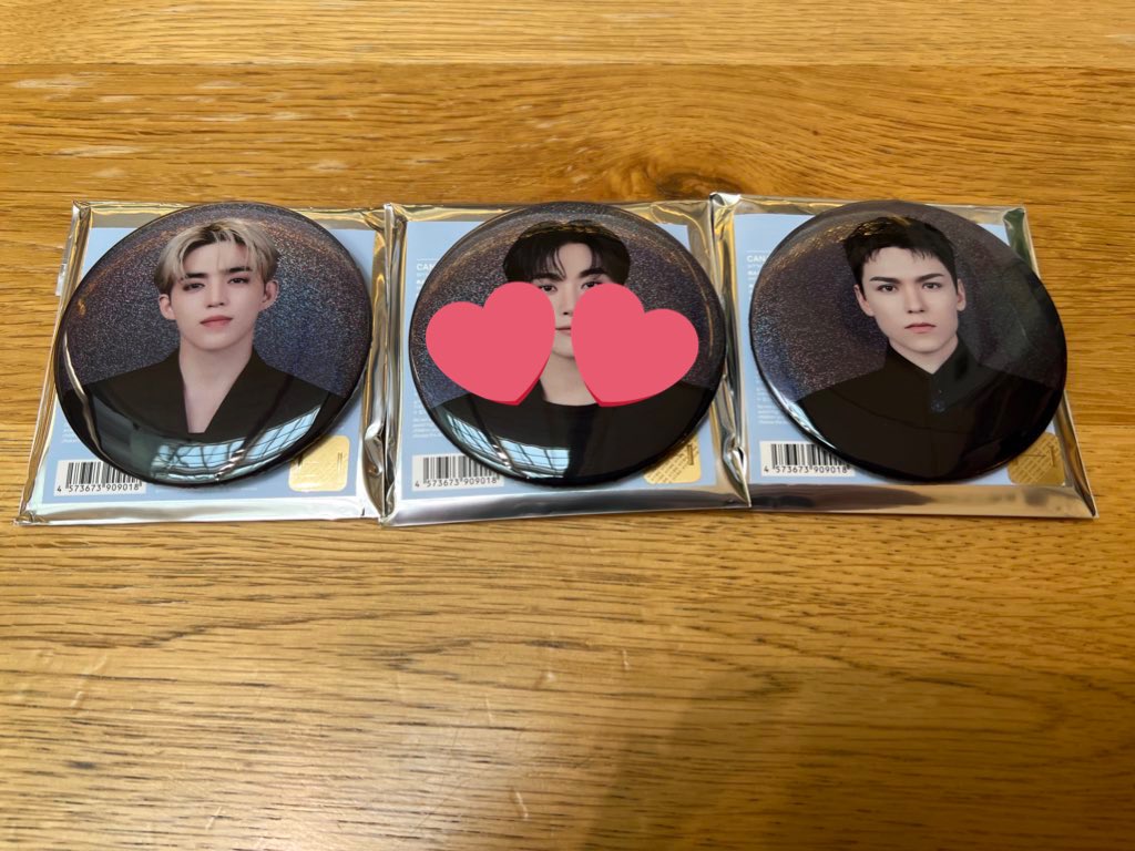 mooooooon6_10's tweet photo. SEVENTEEN セブチ WORLD TOUR NEW_ イルコン トレカ インスタントフォト 缶バッジ カプセルトイ 交換

【譲】エスクプス ジョシュア ミョンホ スングァン バーノン

【求】ジュン(💖)

現在ラシックにおります!本日11/23手渡し希望、11/29,30会場手渡し可能!
お声かけくださいm(_ _)m https://t.co/GmUY7wYvhH