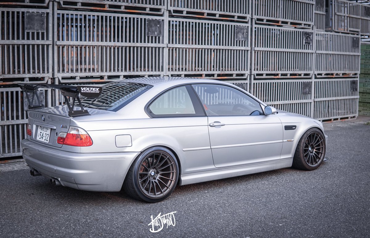 KaitoJW5660's tweet image. 46は斜め後ろから見るとフロントタイヤとフェンダーの主張が強くなるの非常に分かりみが深い