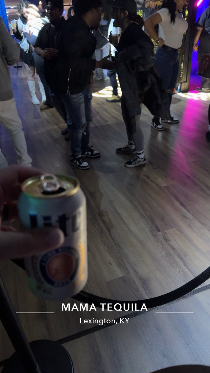 UKBigDawg12's tweet image. In the VIP w the miller? Diabolical. #LANK #EXPAND