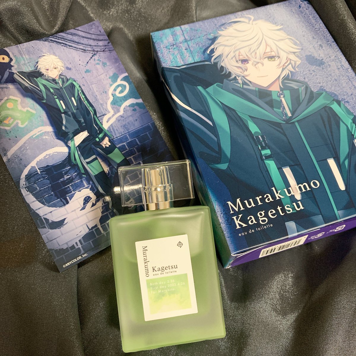 今週いっぱい届いてHAPPYな1週間だった❕ 早速飾ったよ～！！ 香水は