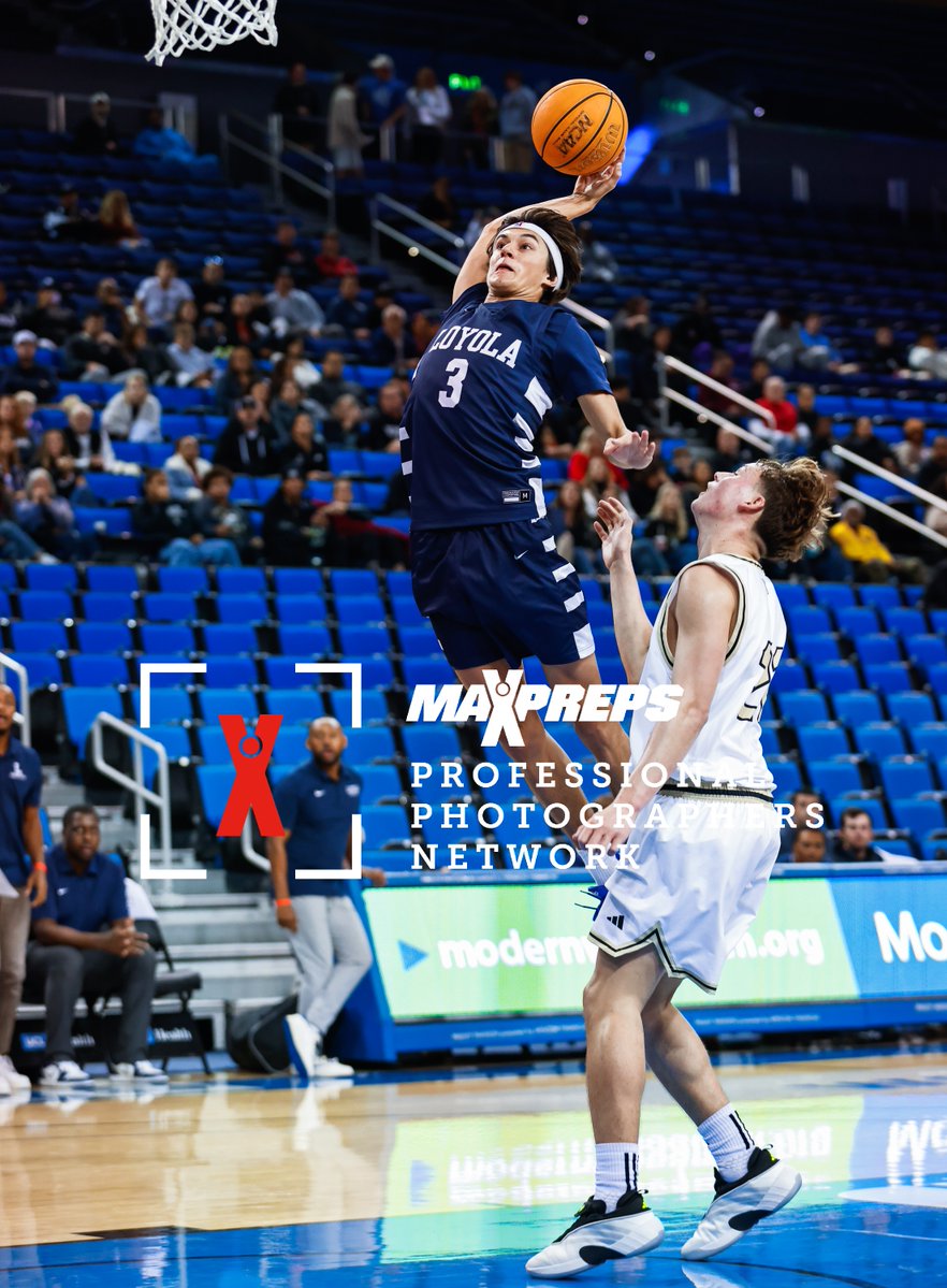 pixsoz's tweet image. The Trinity-Mission League Showcase. The Servite (Anaheim, CA) varsity basketball team won Saturday&apos;s neutral non-conference game against Loyola (LA, CA) by a score of 61-60.  @LoyolaAthletics @ServiteHoops @MaxPreps 
 game photos posted at MaxPreps
t.maxpreps.com/48f3MOj