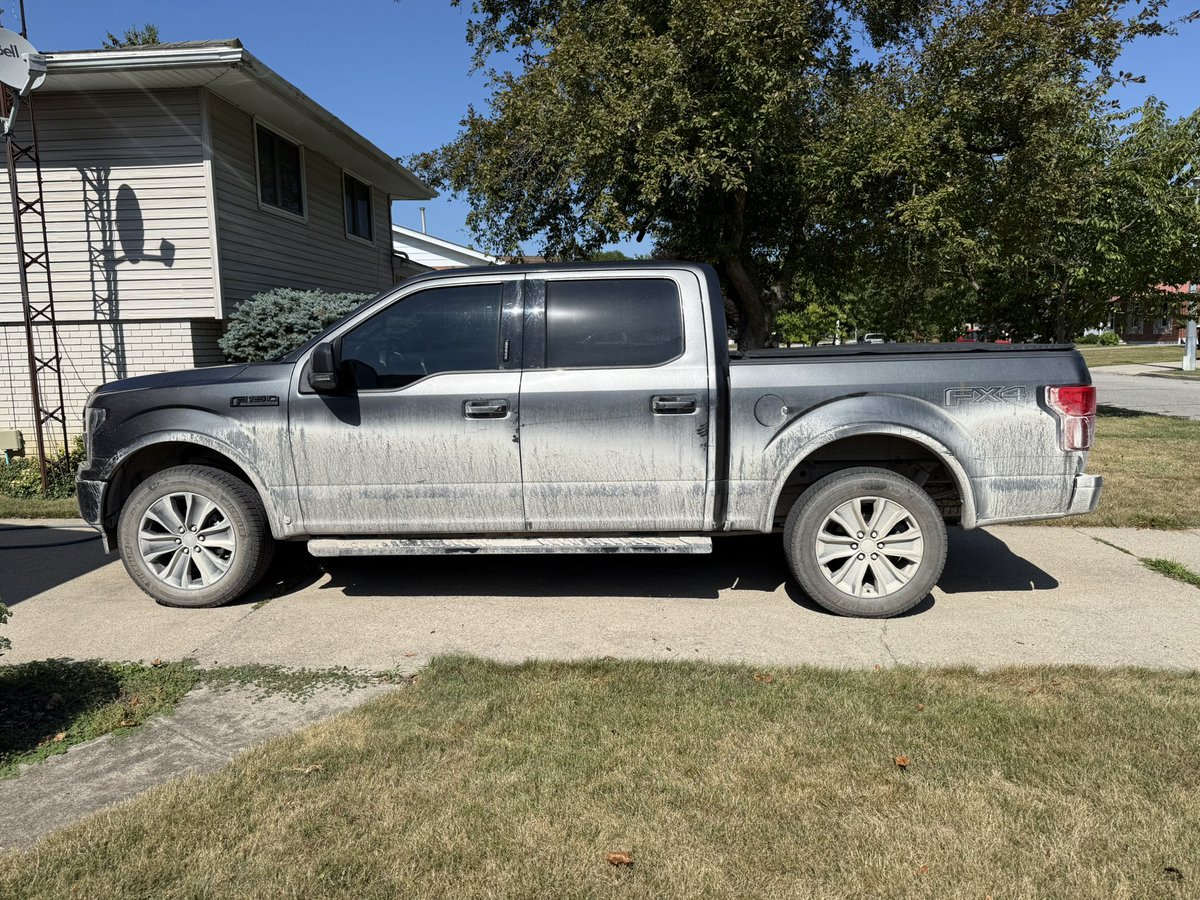 When she let me explore the dirt road that #ReallyBlewMyMind