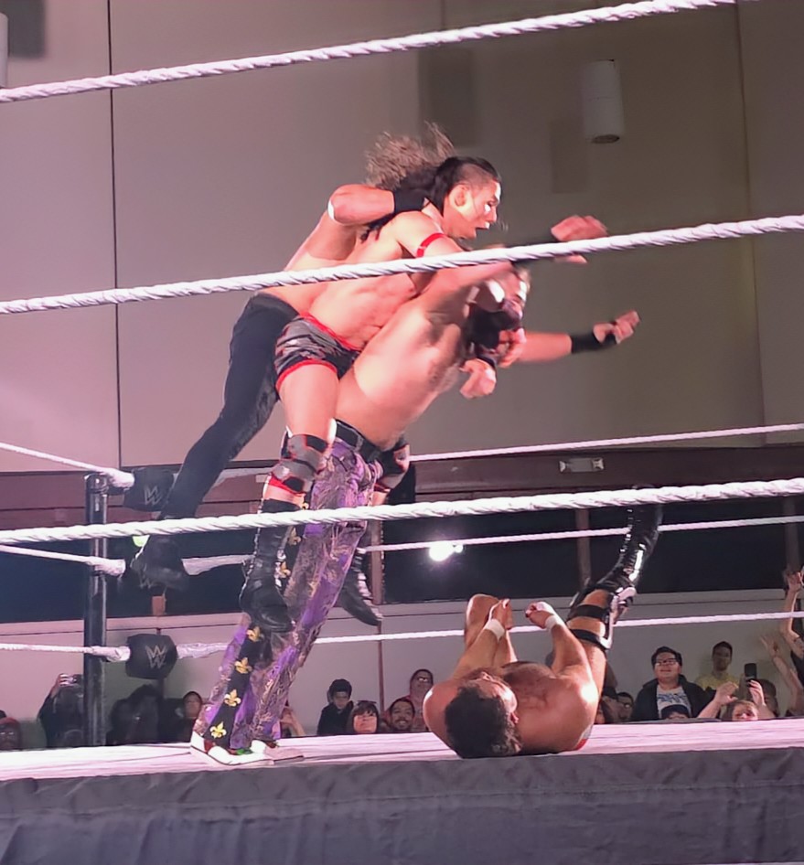 CarlosStoneking's tweet image. #Nxtsanford #WWENXT @DanteChenWWE @Drake_Morreaux @shiloh_wwe I get by with little help from my friends. #Toothlessaggression #CheNxt #BayouBilly