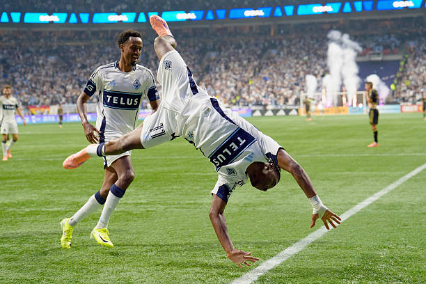 BenSteiner00's tweet photo. 🗻🚀VANCOUVER WHITECAPS SLAY THE DRAGON!

Somehow, someway, the Vancouver Whitecaps see out the final minutes of extra time and 9 v 11 and beat LAFC in the penalty shootout. 

There's no CBs for the Conference Final, but absolute bedlam at BC Place. 

What a match. https://t.co/0DBql8j7KE