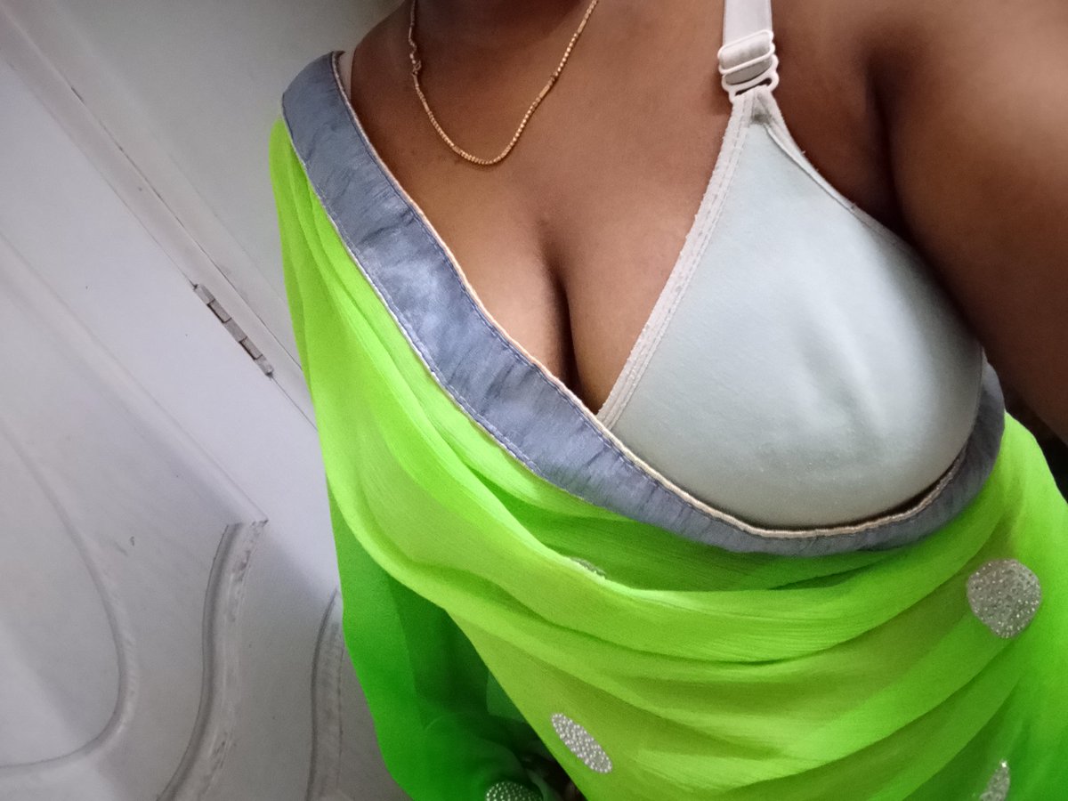 cam_anu7's tweet photo. service available dm guys 🤌💕 https://t.co/p4vu6j7EDl