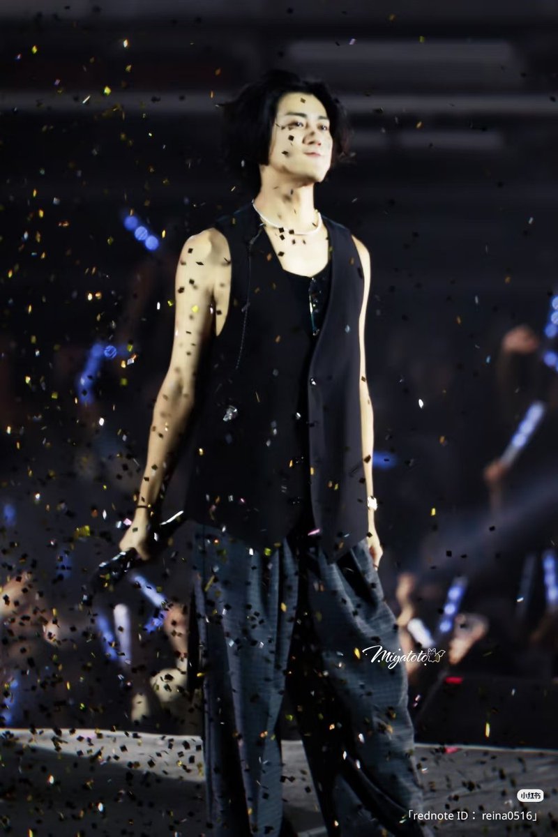 tea_Jxx's tweet image. なんで仁君は上海行く度ばぶくなるんだろうか👶🍼