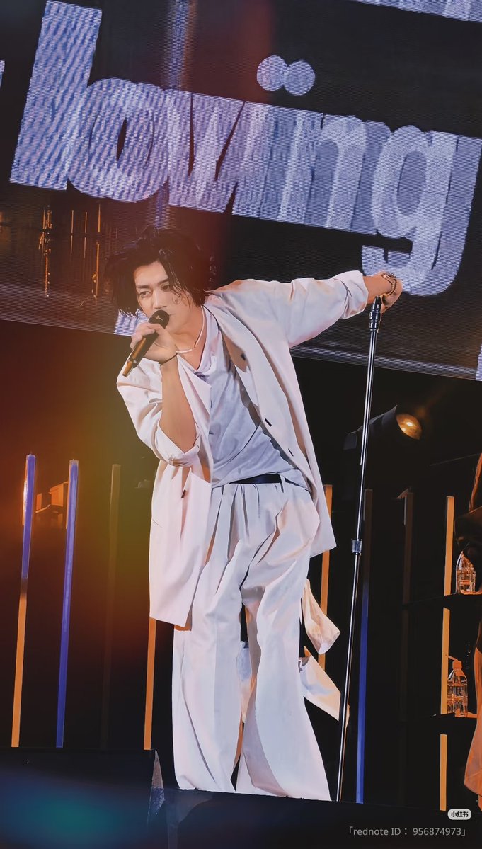 tea_Jxx's tweet image. なんで仁君は上海行く度ばぶくなるんだろうか👶🍼