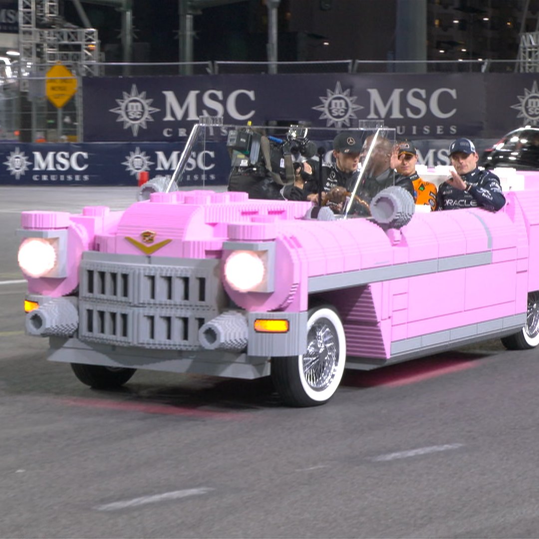 F1's tweet image. Epic scenes! 😂😎

#F1 #LasVegasGP