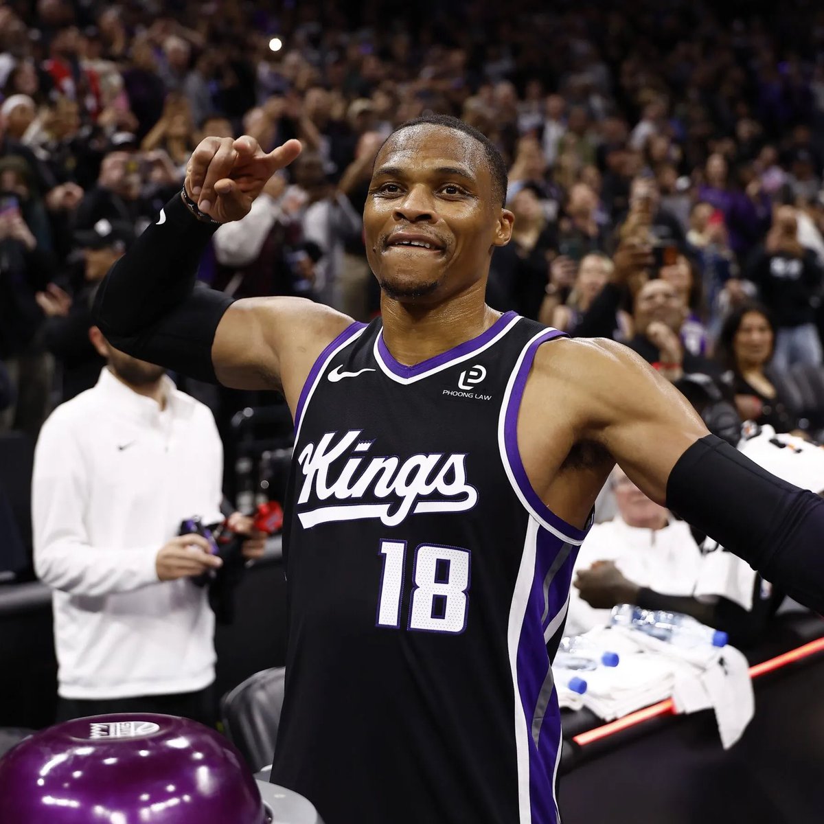 It’s honestly appalling that no teams wanted to sign this man during the offseason.

Russ is proving that even in Year 18 he’s still a bucket on any given night.