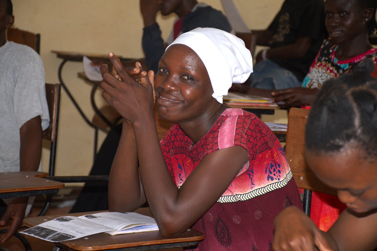 KwetuKE's tweet photo. On Friday, 21st Nov 2025, we completed the Apiculture Technical Training for the Ihaleni Kakuluni Conservation Group in Mtongani.
A key milestone in strengthening sustainable beekeeping and community resilience.
#BlueBizProgram #Beekeeping #YouthEmpowerment https://t.co/FX0YCOQcS9