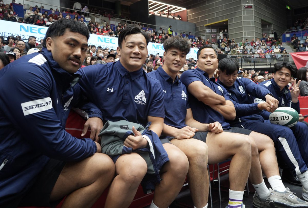 ハーフタイムショーでサーブチャレンジ🏐✨ 惜しくもチャレンジ成功と